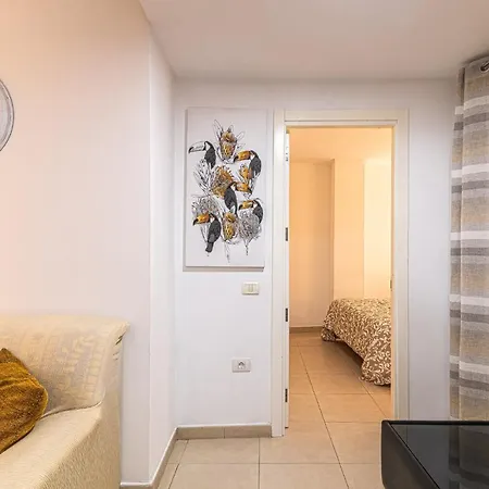 As De Casas - Gloria 12 - Cristianos * Arona (Tenerife)